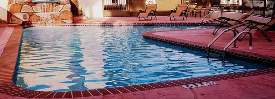 Whispering Palms Inn Дель-Ріо Екстер'єр фото